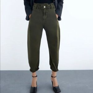 NWOT Zara Baggy Paperbag Jeans